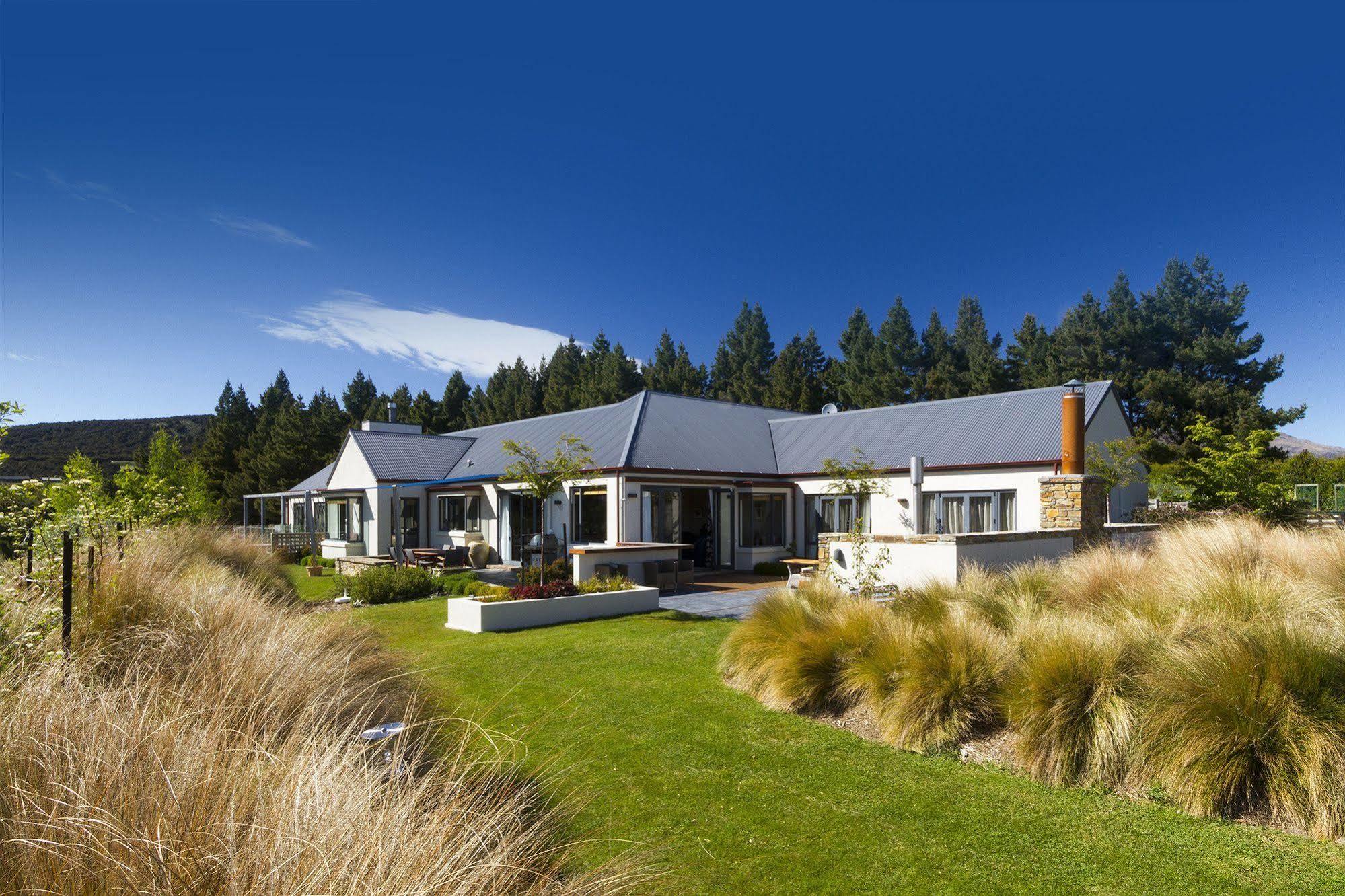 Websters on Wanaka Lodge & Apartments Exterior foto